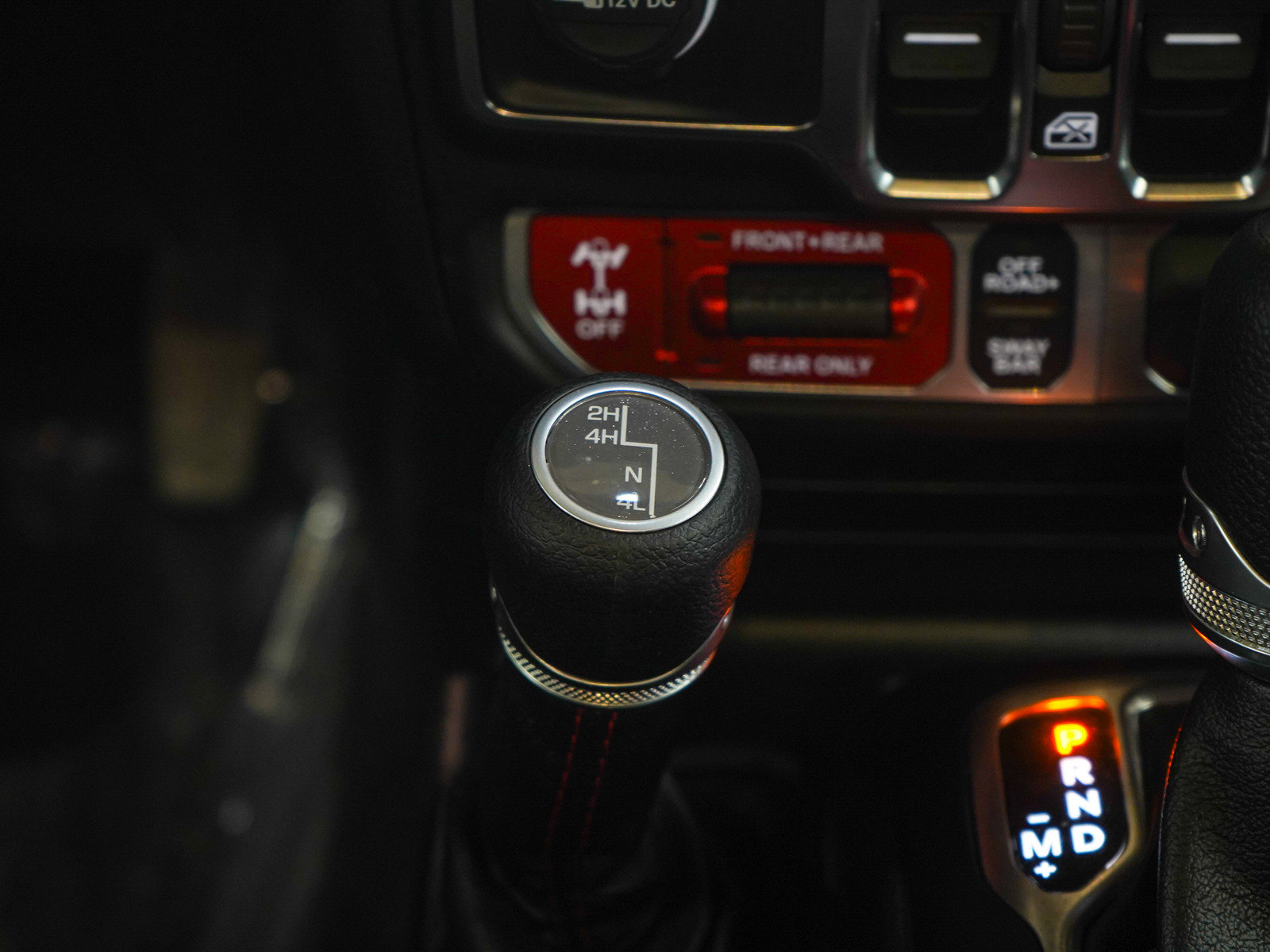 Used 2021 Jeep Wrangler Unlimited Rubicon w/ Uconnect 4C Nav & Sound Group AWD/4WD image 22