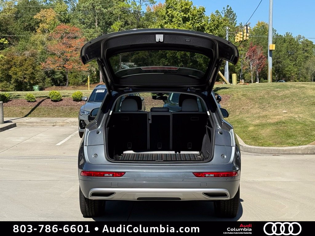 Used 2020 Audi Q5 2.0T Premium w/ Convenience Package AWD/4WD image 16