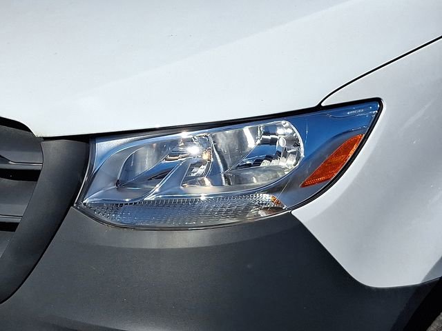 Used 2025 Mercedes-Benz Sprinter 2500 image 9