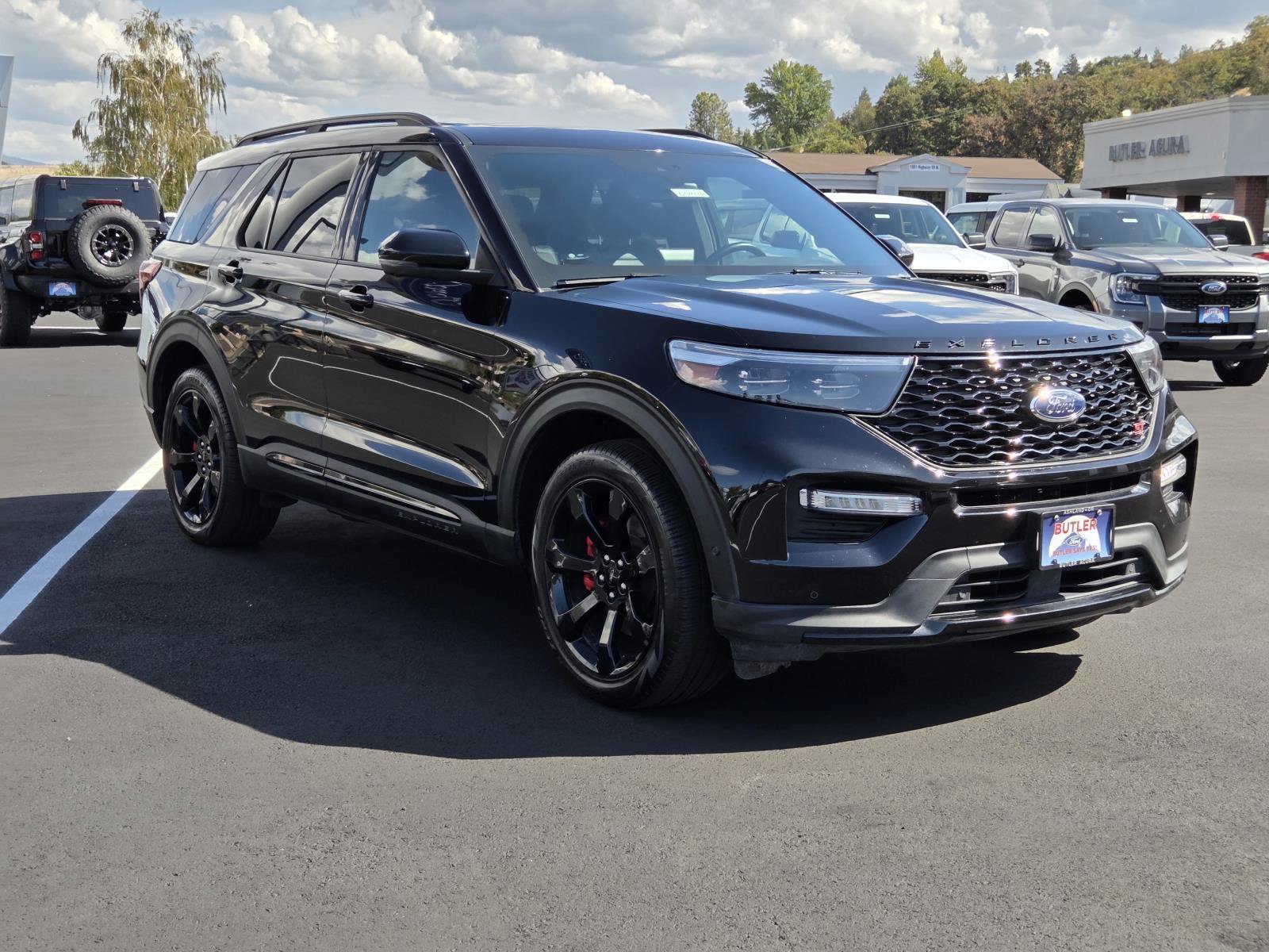 Used 2022 Ford Explorer ST w/ Equipment Group 401A AWD/4WD image 3