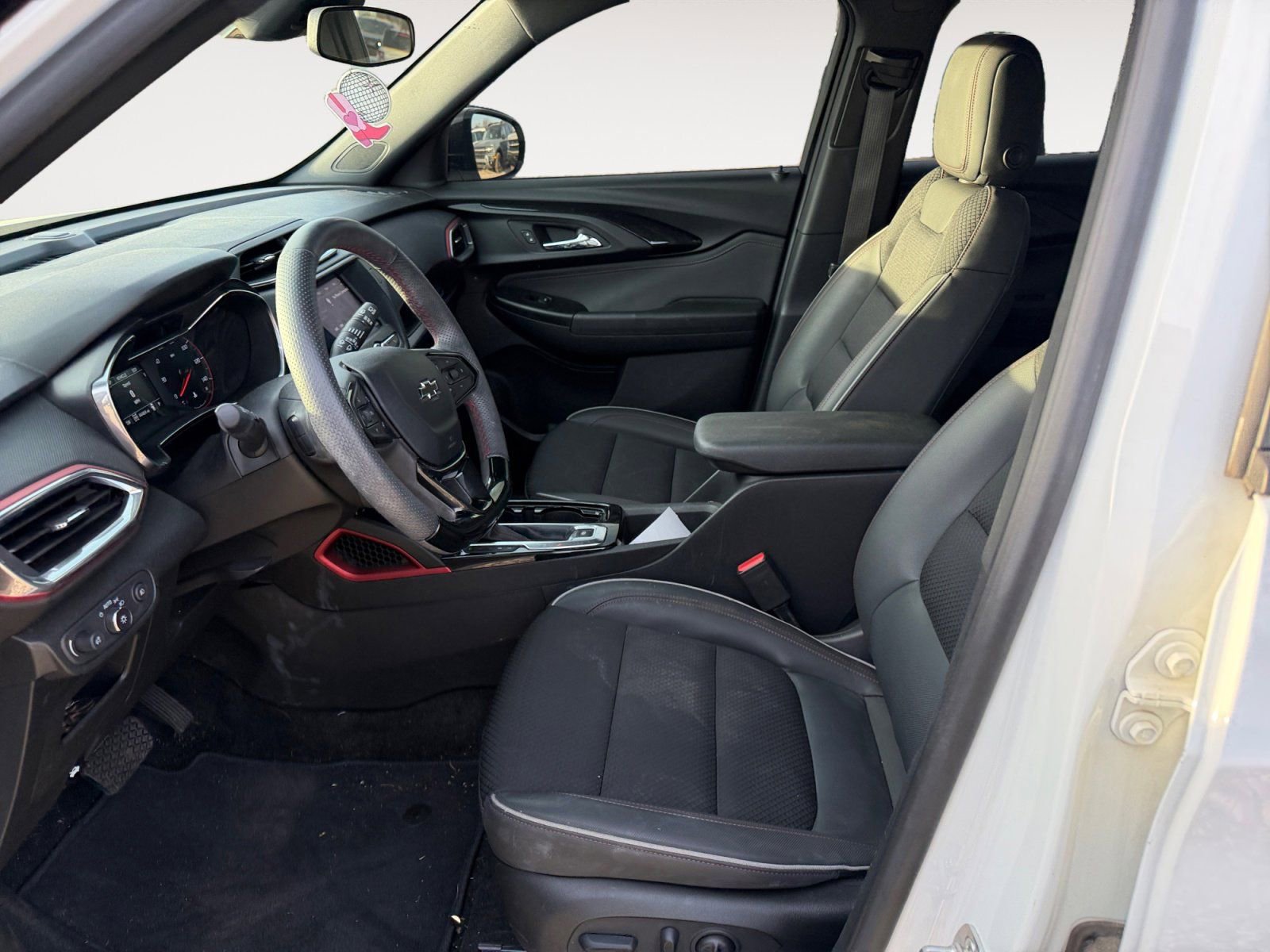 Used 2023 Chevrolet TrailBlazer RS image 9