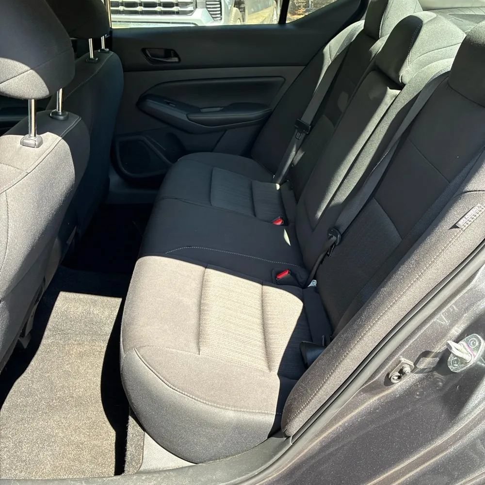 Used 2026 Nissan Altima 2.5 SV FWD image 7