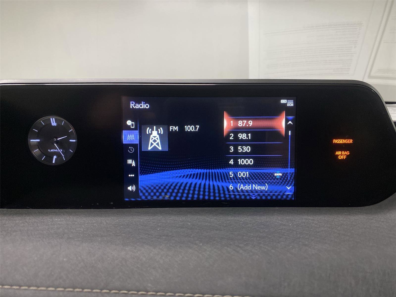 Used 2019 Lexus UX 250h w/ Premium Package AWD/4WD image 16