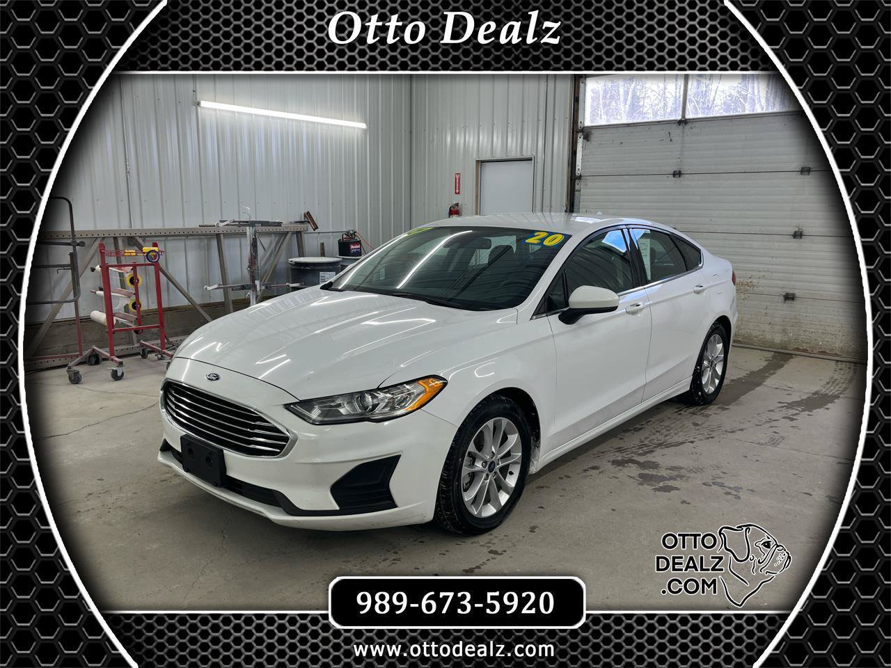 Used 2020 Ford Fusion SE FWD image 1