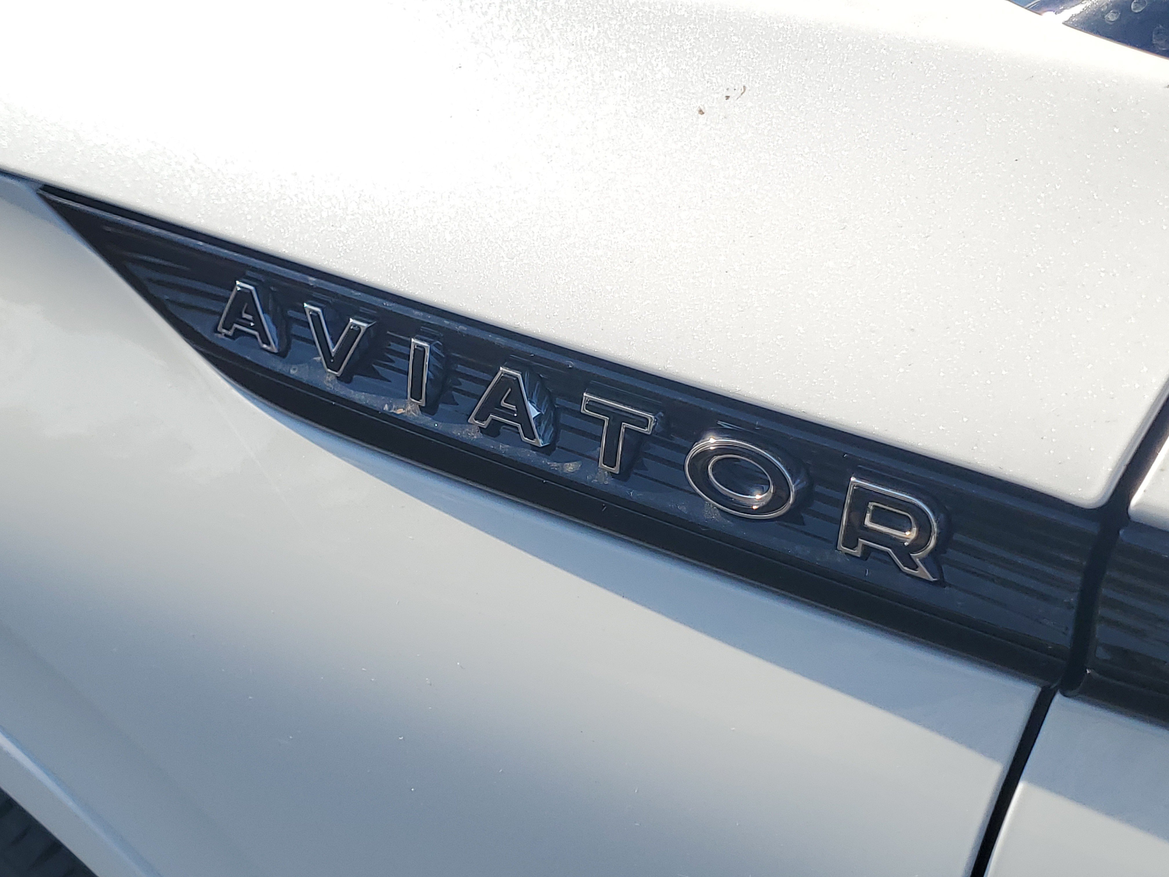 New 2027 Lincoln Aviator Black Label w/ Black Label Special Edition AWD/4WD image 7