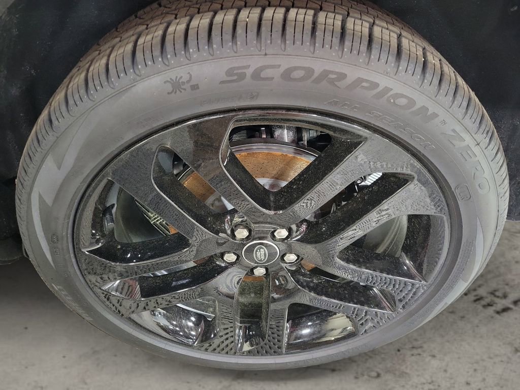 New 2026 Land Rover Range Rover Evoque S image 10