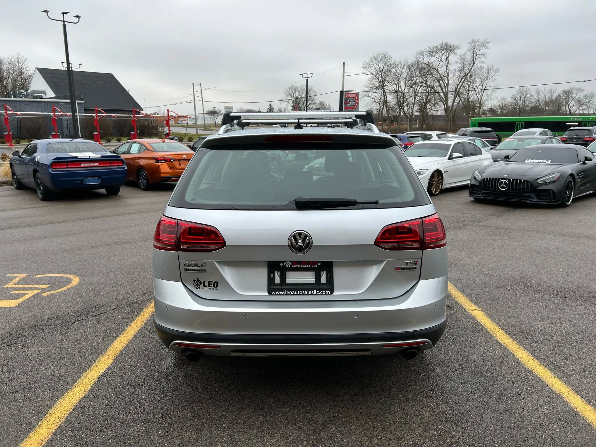 Used 2017 Volkswagen Golf Alltrack SE image 6