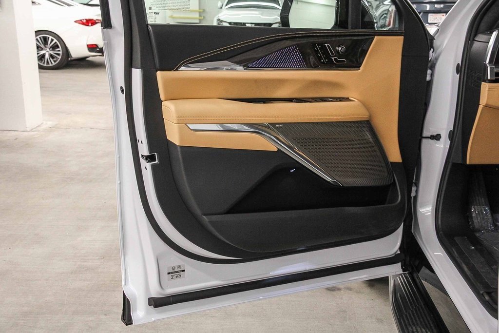 New 2026 Cadillac Escalade IQL Sport 2 image 24