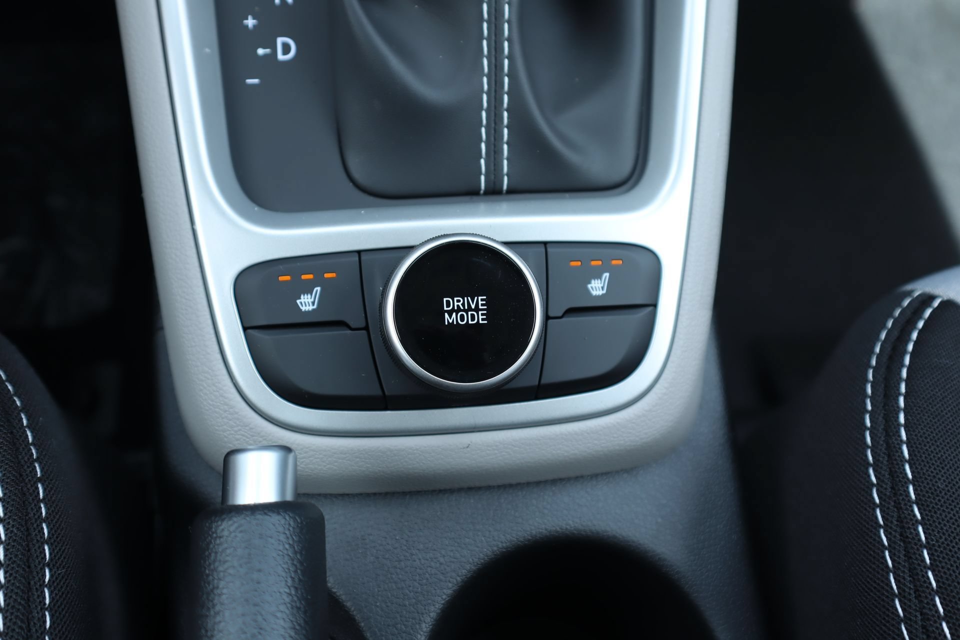 New 2026 Hyundai Venue SEL FWD image 16