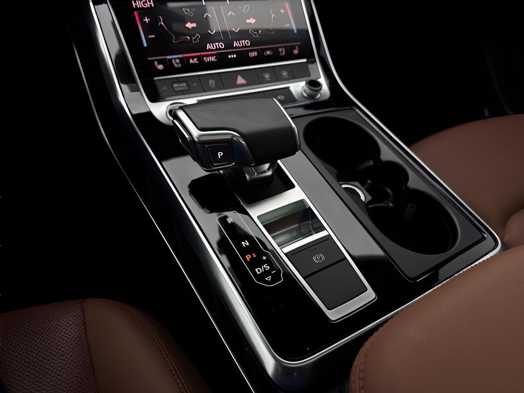 Used 2022 Audi Q8 Premium Plus image 14