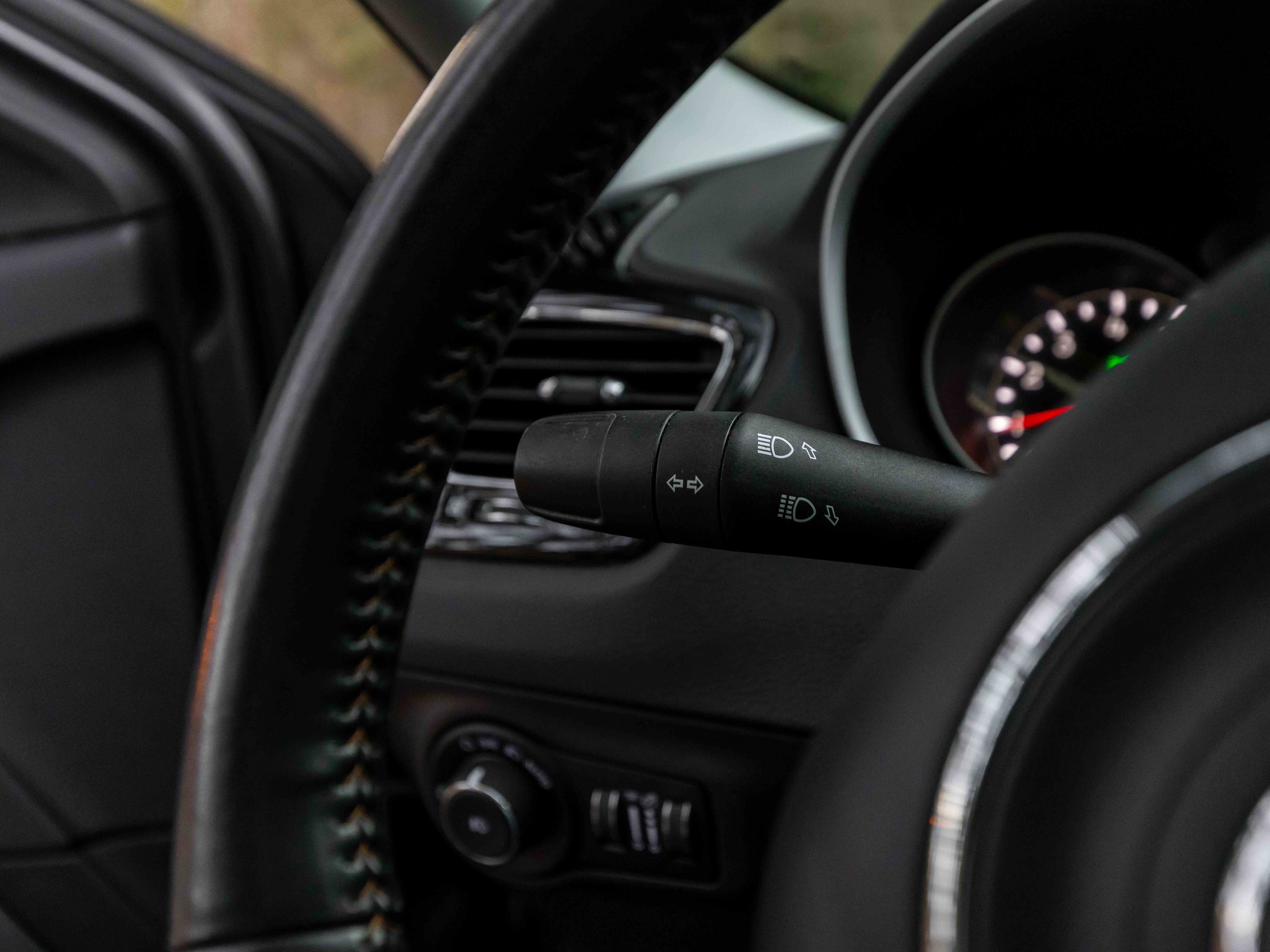 Used 2020 Jeep Compass Limited image 59