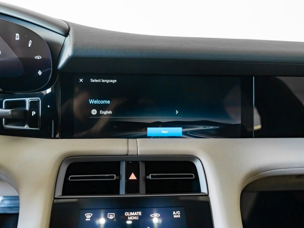 New 2026 Porsche Taycan image 22