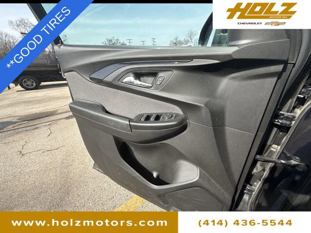 Used 2021 Chevrolet TrailBlazer LT w/ Premium Seating Package image 13