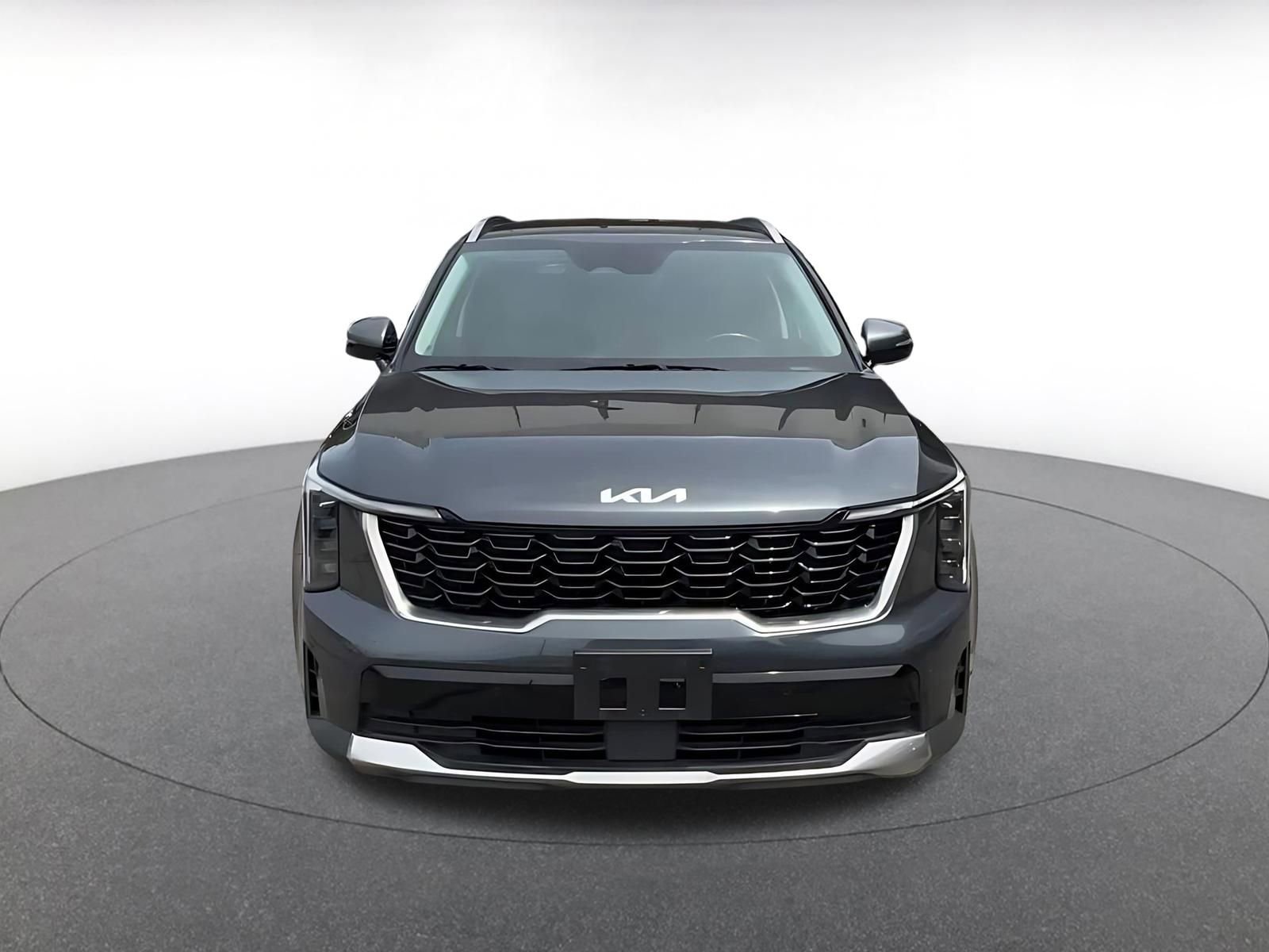 Used 2024 Kia Sorento S FWD image 5