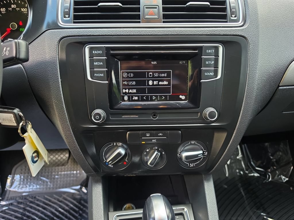 Used 2017 Volkswagen Jetta S FWD image 11