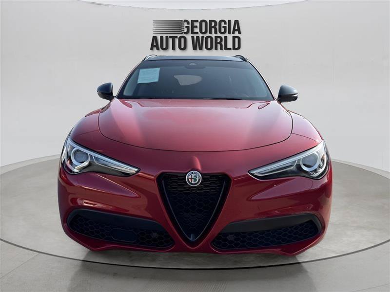 Used 2021 Alfa Romeo Stelvio Ti w/ Premium Package AWD/4WD image 11