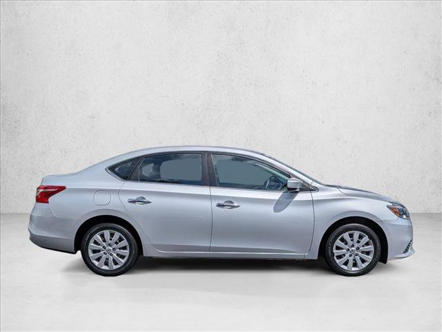 Used 2017 Nissan Sentra SV FWD image 4
