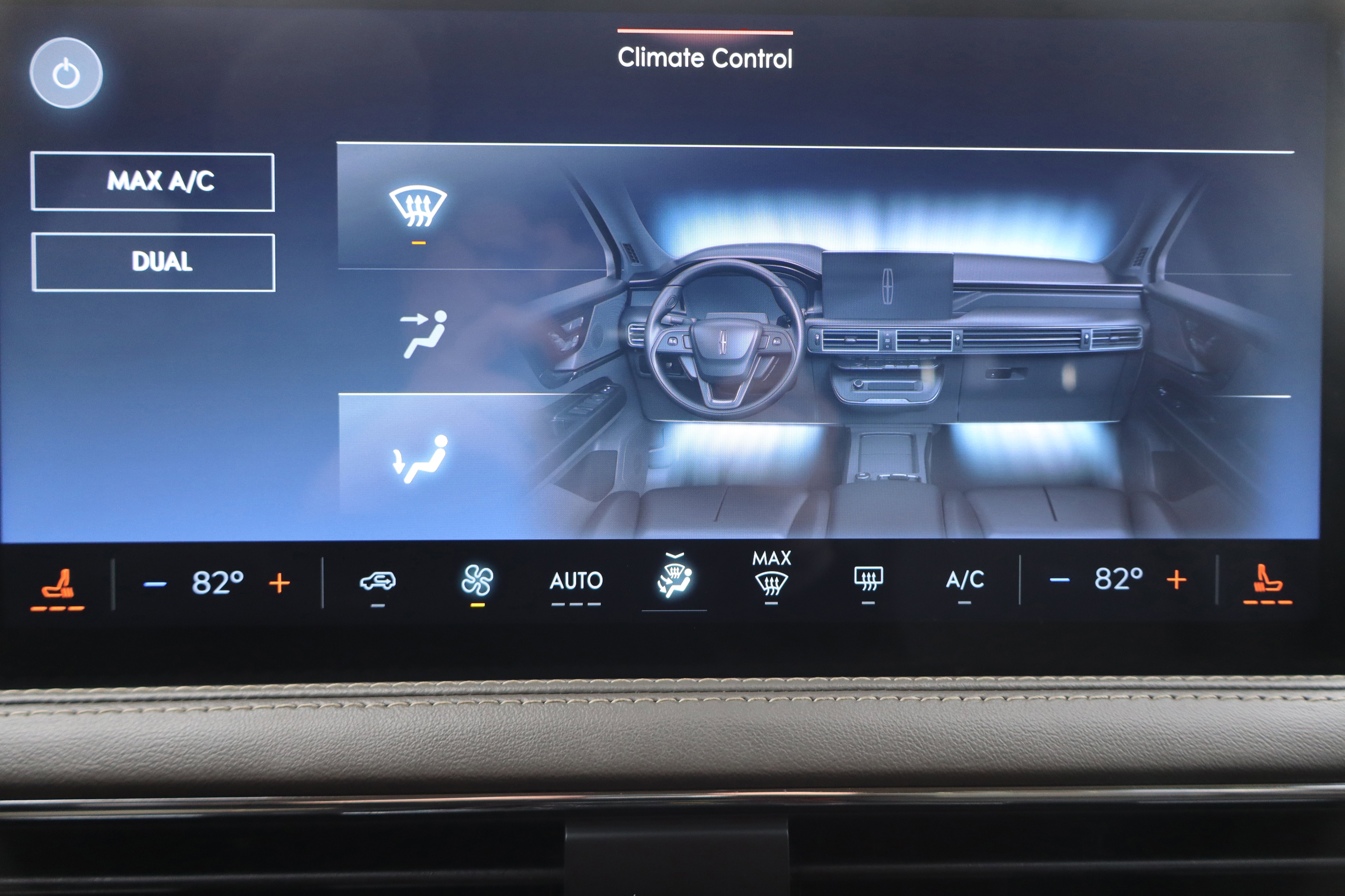 Used 2024 Lincoln Corsair Premiere w/ Rear Removable Package Tray image 23