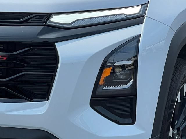 Used 2026 Chevrolet Equinox RS AWD/4WD image 43
