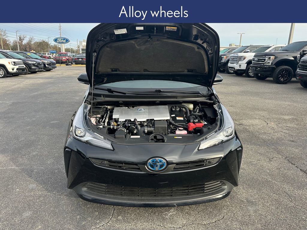 Used 2022 Toyota Prius LE image 19