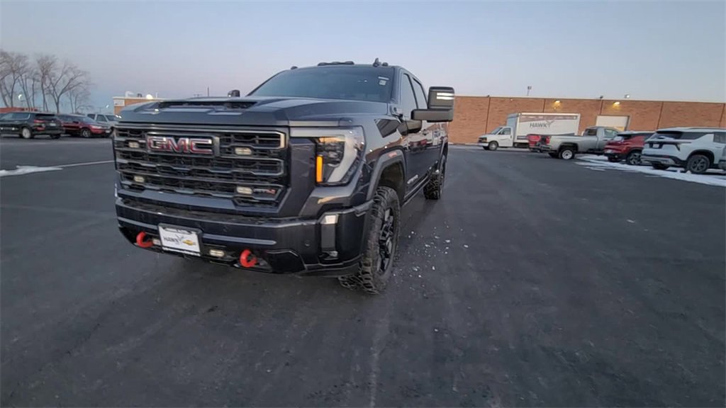 Used 2024 GMC Sierra 3500 AT4 w/ AT4 Premium Plus Package image 3