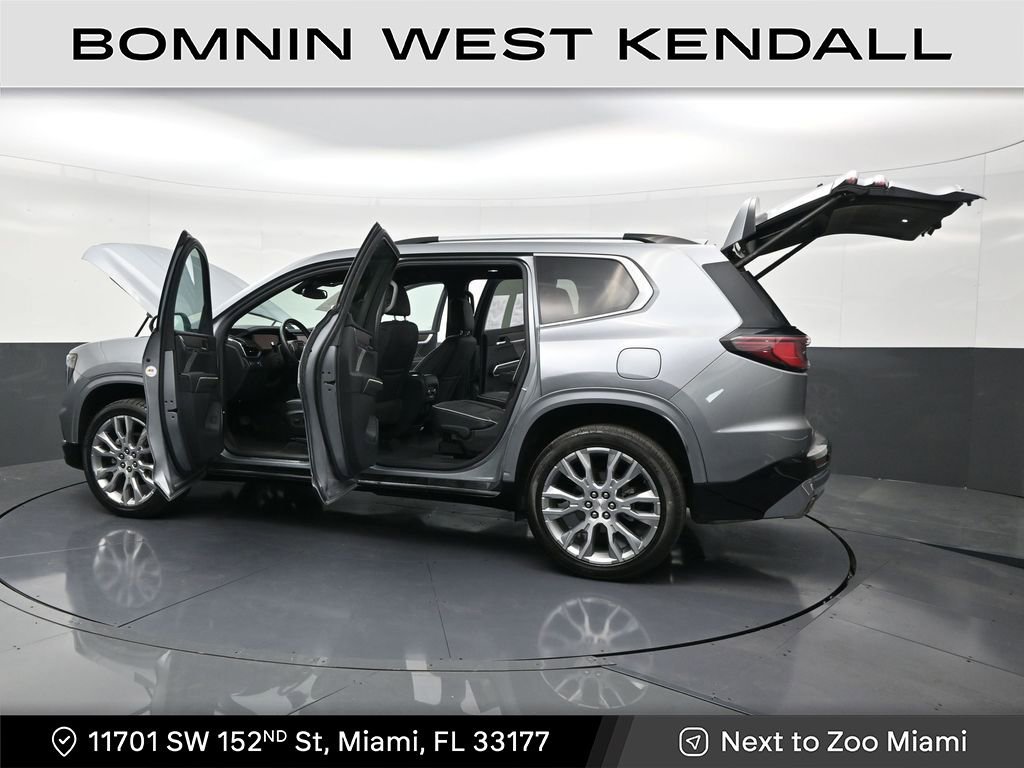 Used 2024 GMC Acadia Denali image 31