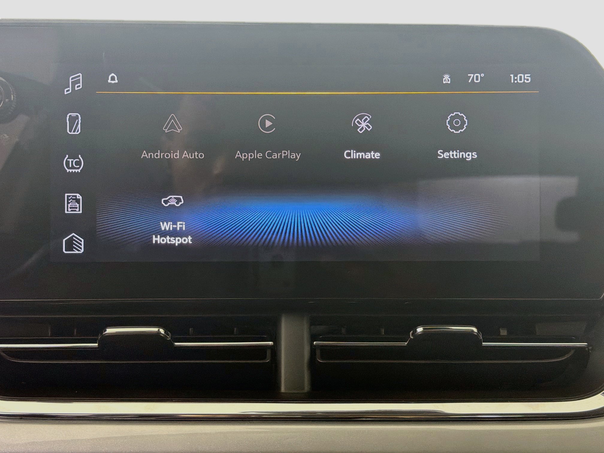 Used 2025 Chevrolet Trax LT FWD image 19