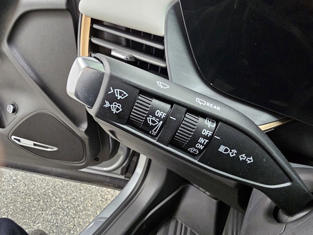 New 2026 Buick Envision Avenir AWD/4WD image 38