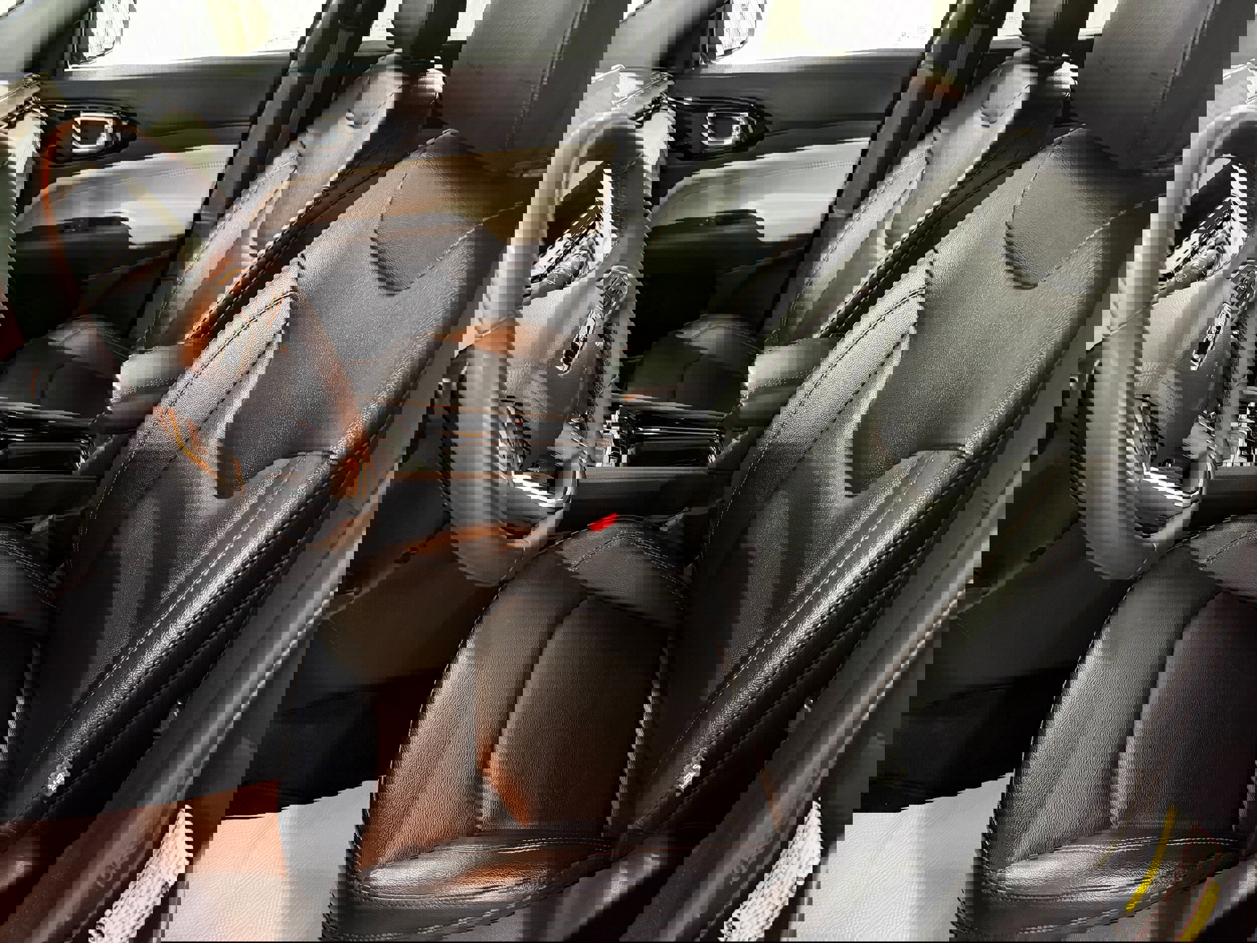 Used 2024 Jeep Compass Limited image 14