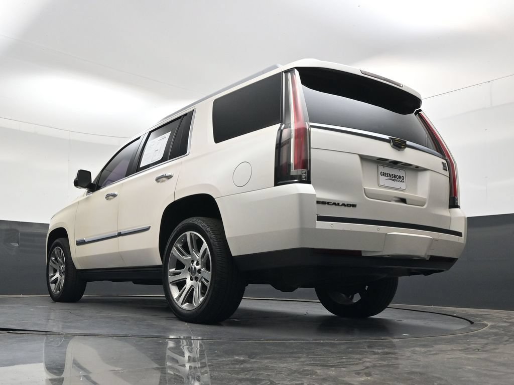 Used 2015 Cadillac Escalade Premium RWD image 36
