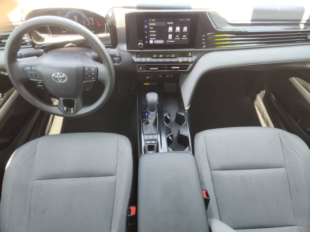 Used 2026 Toyota Camry LE w/ Convenience Package FWD image 18