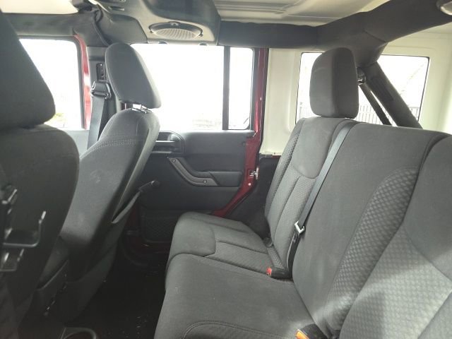 Used 2013 Jeep Wrangler Unlimited Sport w/ Max Tow Pkg image 9