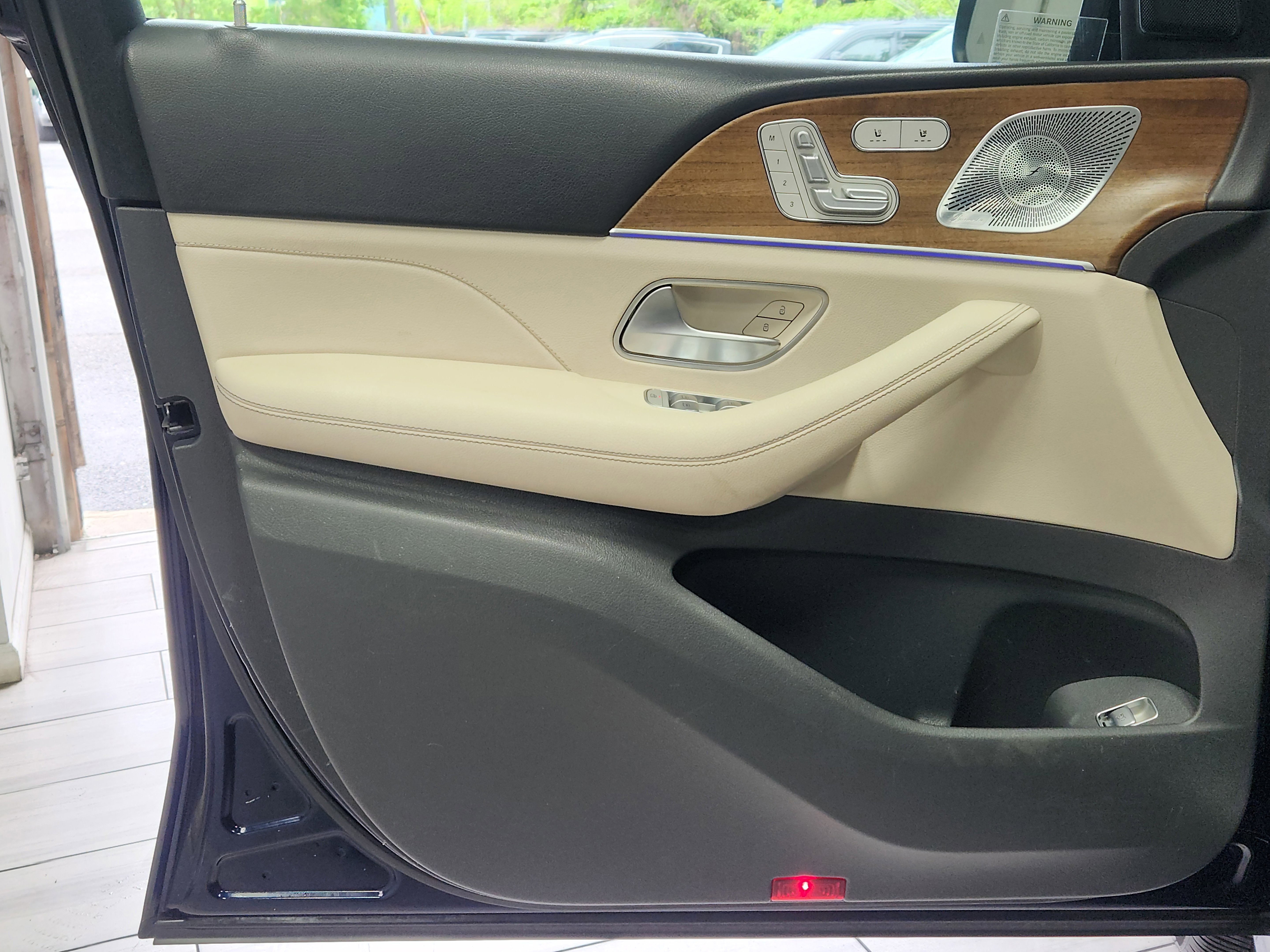 Used 2020 Mercedes-Benz GLE 350 4MATIC image 10