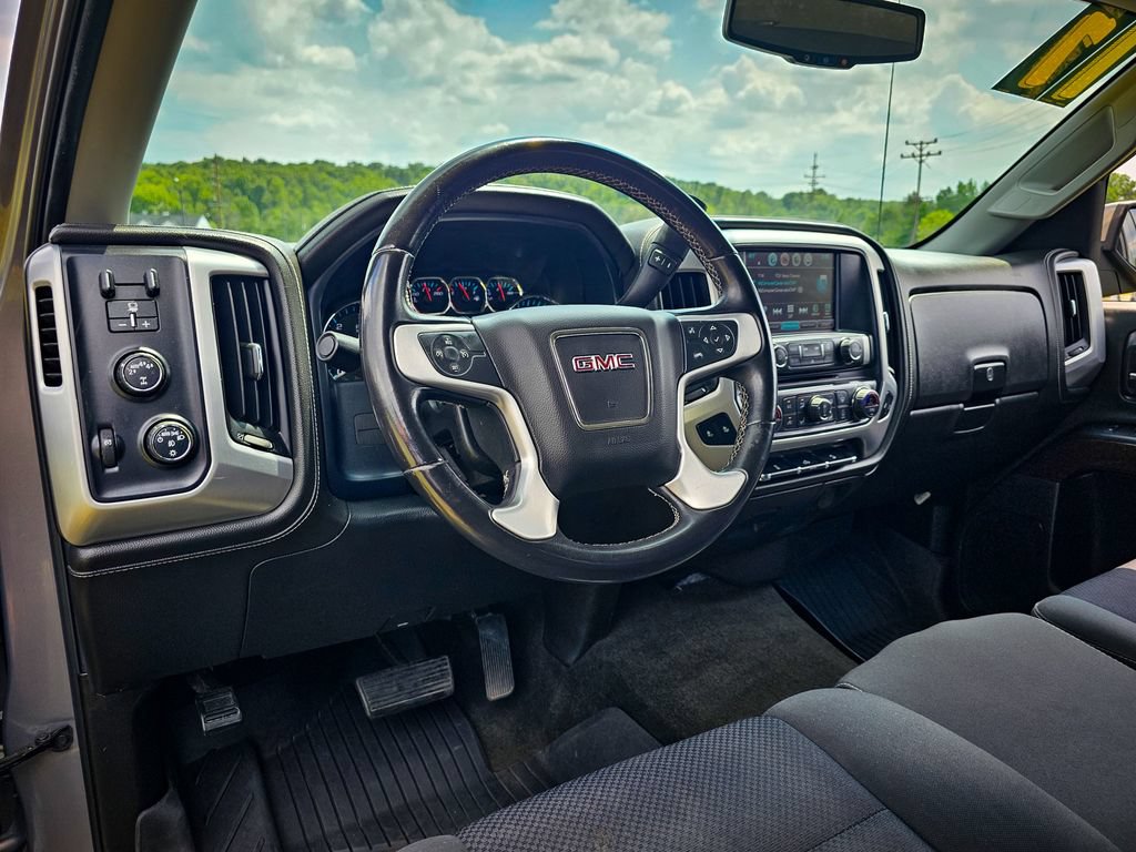 Used 2017 GMC Sierra 1500 SLE w/ SLE Value Package AWD/4WD image 14