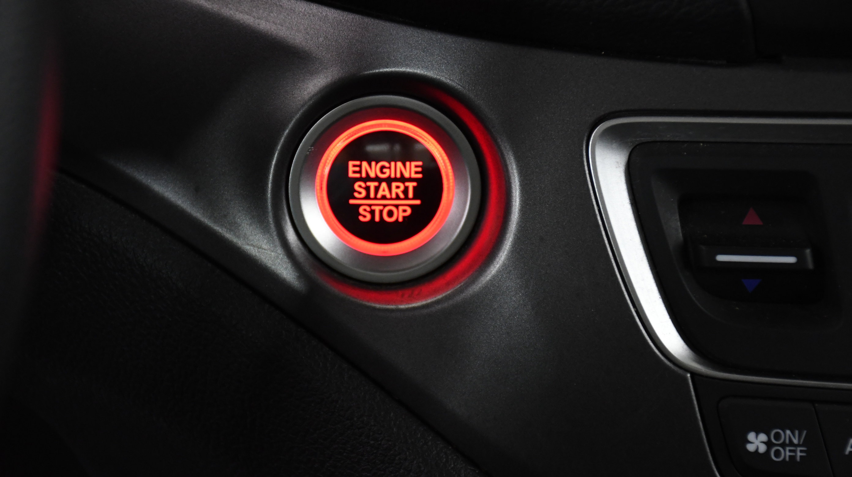 Used 2019 Honda Ridgeline Sport image 18