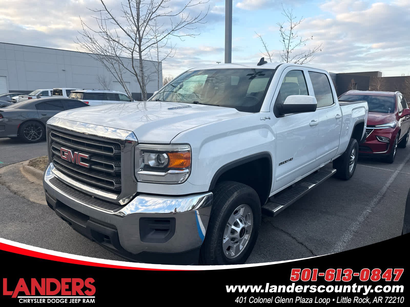 Used 2015 GMC Sierra 2500 SLE image 1