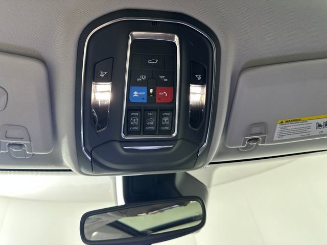 Used 2023 Jeep Grand Cherokee 4WD 4xe image 25