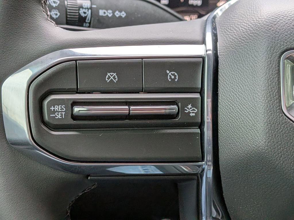 New 2026 GMC Canyon Elevation w/ Convenience Package image 26