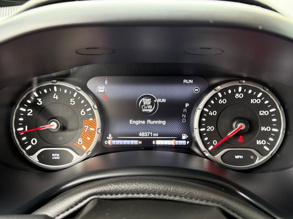 Used 2023 Jeep Renegade Trailhawk AWD/4WD image 29