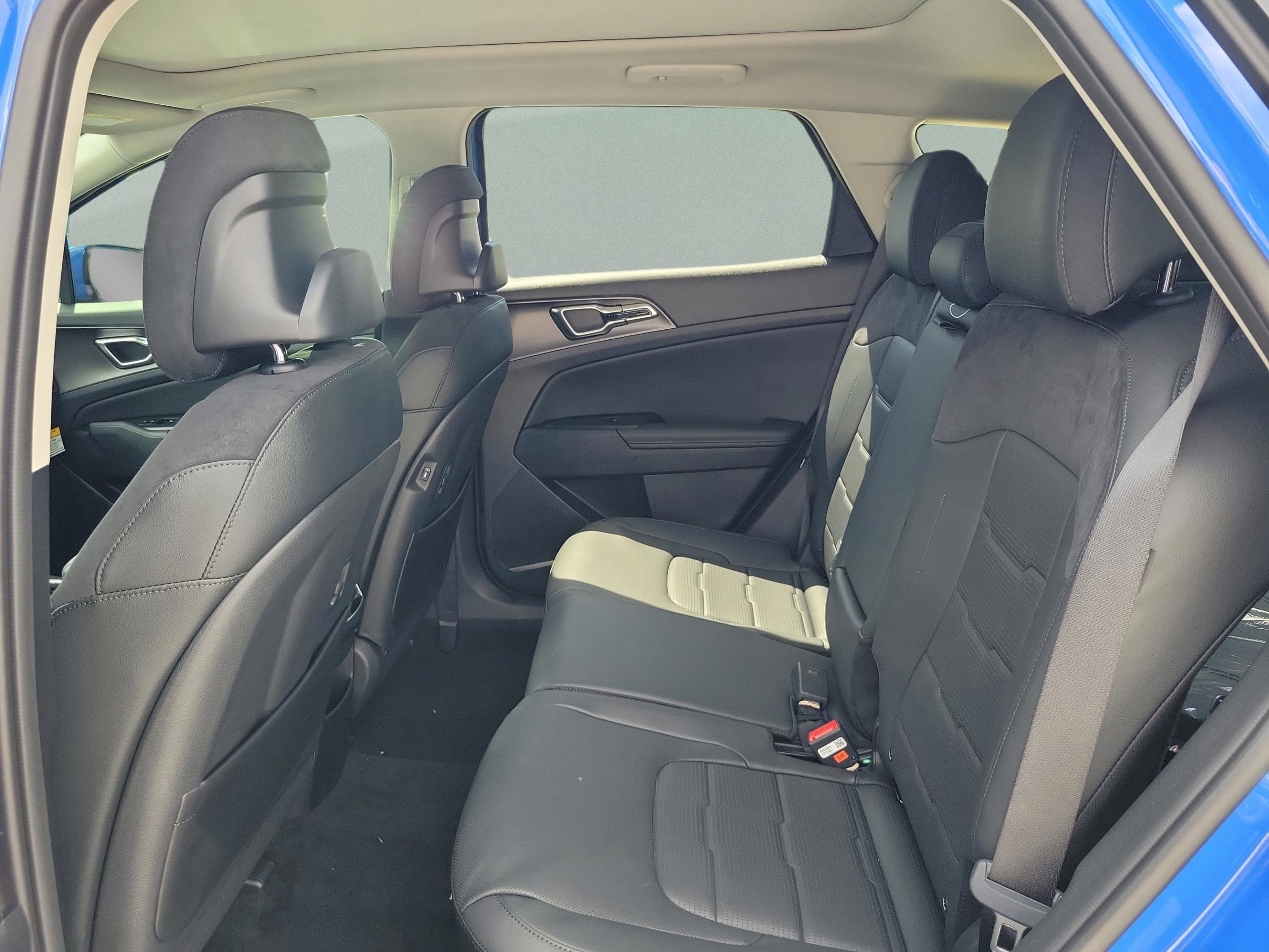 New 2026 Kia Sportage SX image 33