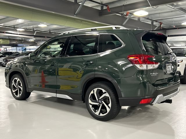 Certified 2023 Subaru Forester Touring AWD/4WD image 4