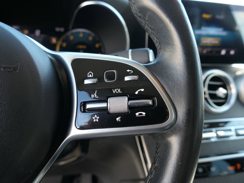 Used 2022 Mercedes-Benz GLC 300 image 17