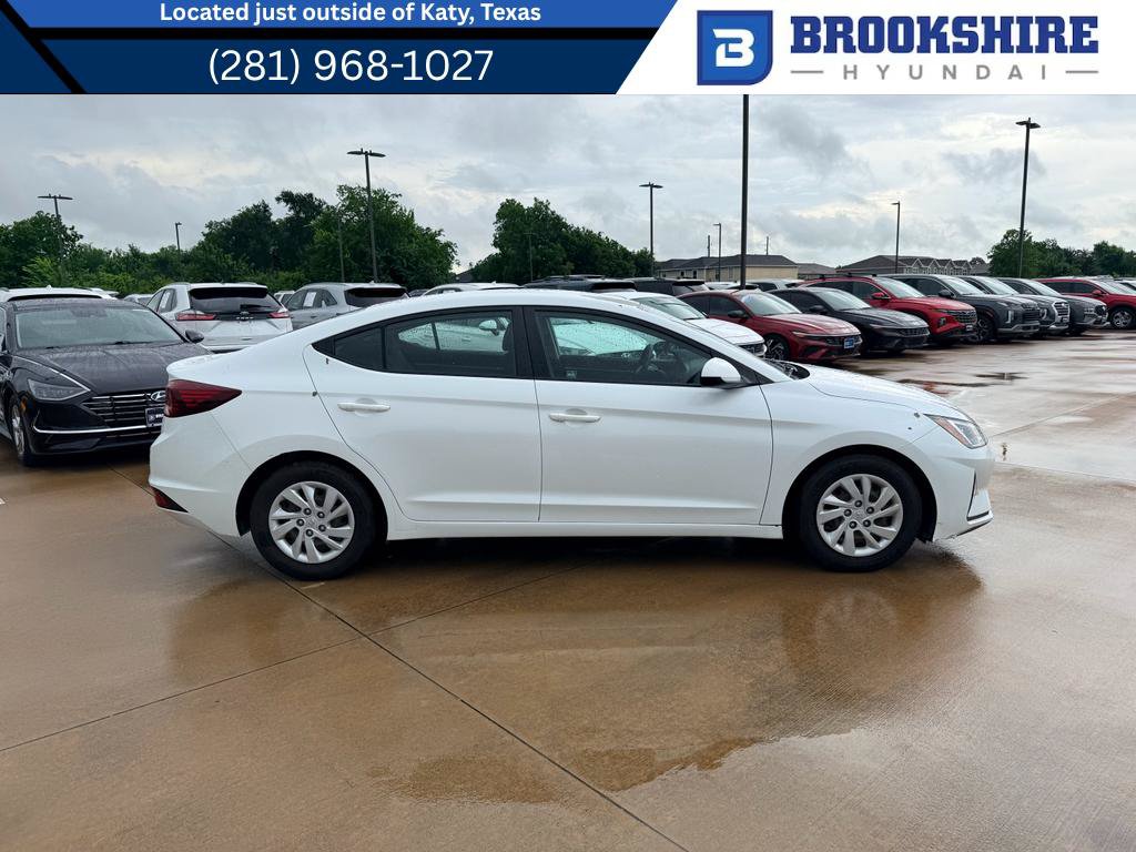 Used 2020 Hyundai Elantra SE w/ Cargo Package (C1) FWD image 1
