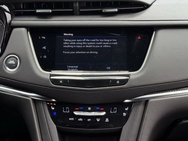 New 2026 Cadillac XT5 Sportv w/ LPO, Floor Liner Package AWD/4WD image 13