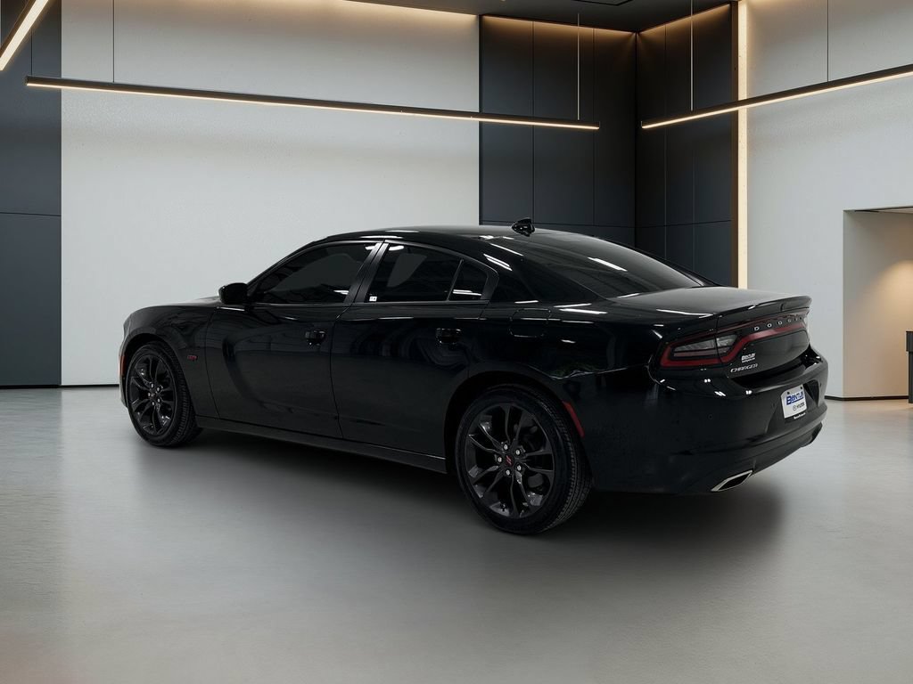 Used 2023 Dodge Charger SXT RWD image 3