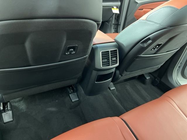 Used 2025 Kia Sportage SX image 44