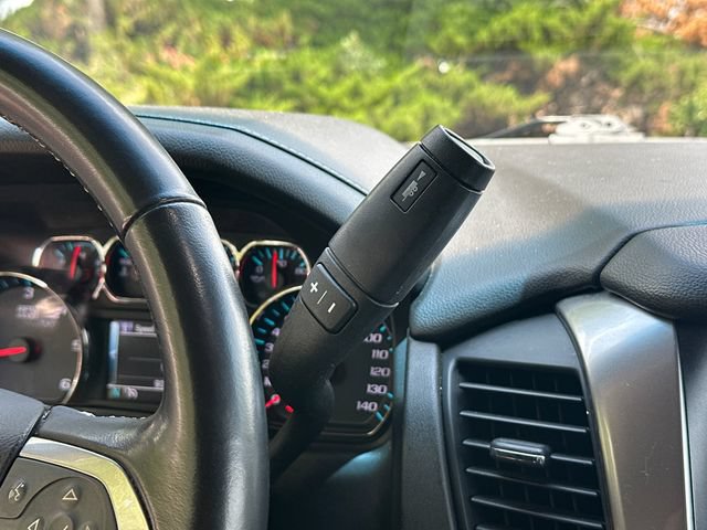 Used 2020 Chevrolet Suburban LT w/ LT Midnight Edition RWD image 30
