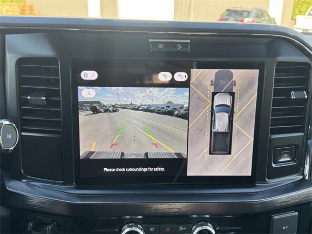 New 2026 Ford F250 Lariat w/ Black Appearance Package image 23