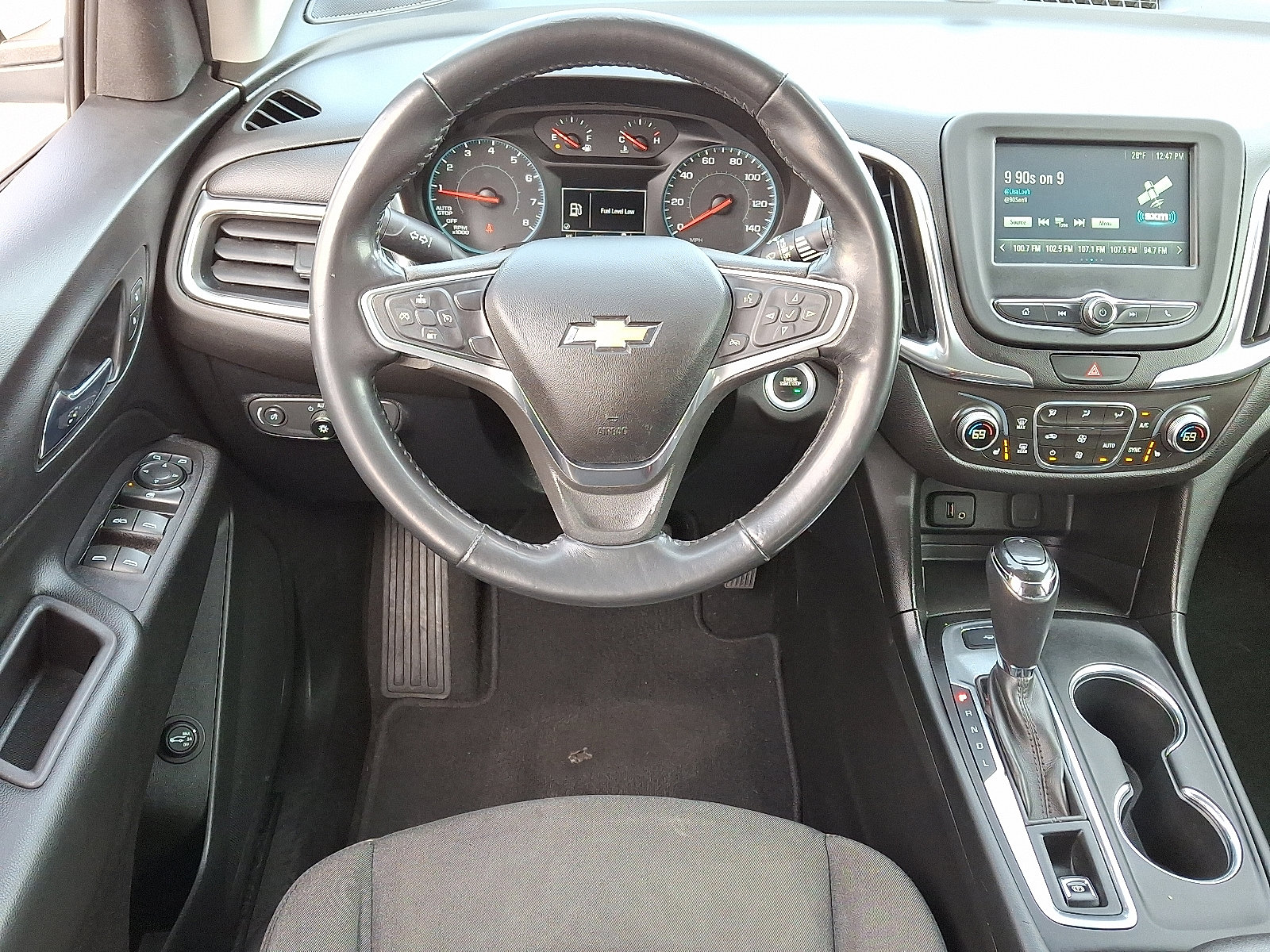 Used 2018 Chevrolet Equinox LT image 12