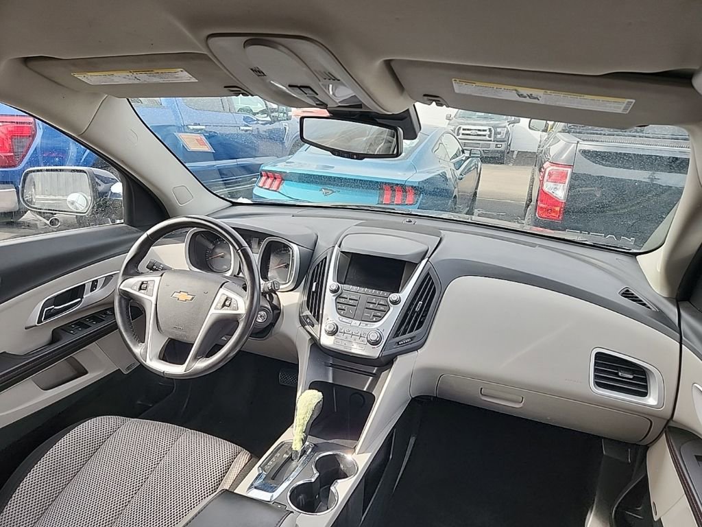 Used 2015 Chevrolet Equinox LT image 9
